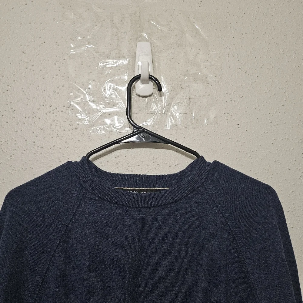 Banana Republic Italian Merino Wool Sweater Large Blue Crewneck Lightweight Knit